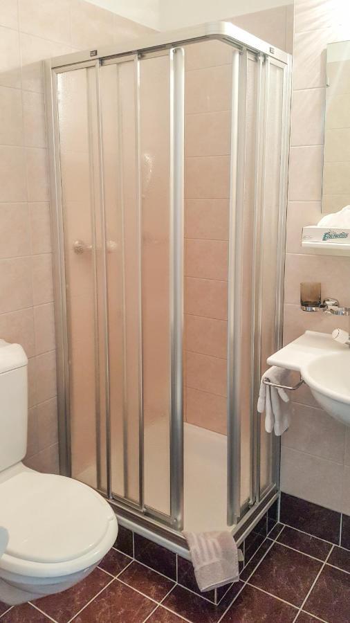 Hotel Les Berges Chippis Zewnętrze zdjęcie