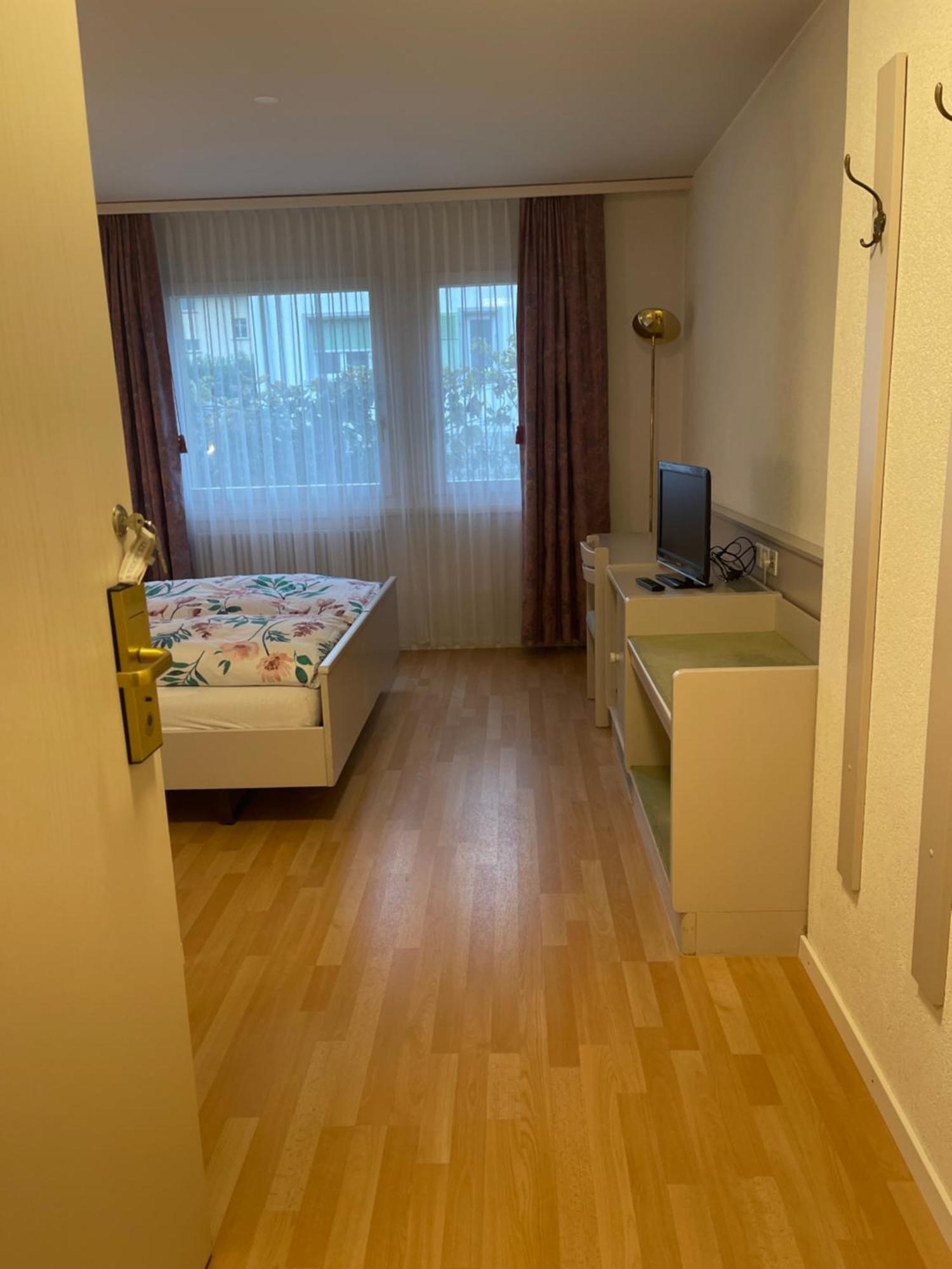 Hotel Les Berges Chippis Zewnętrze zdjęcie